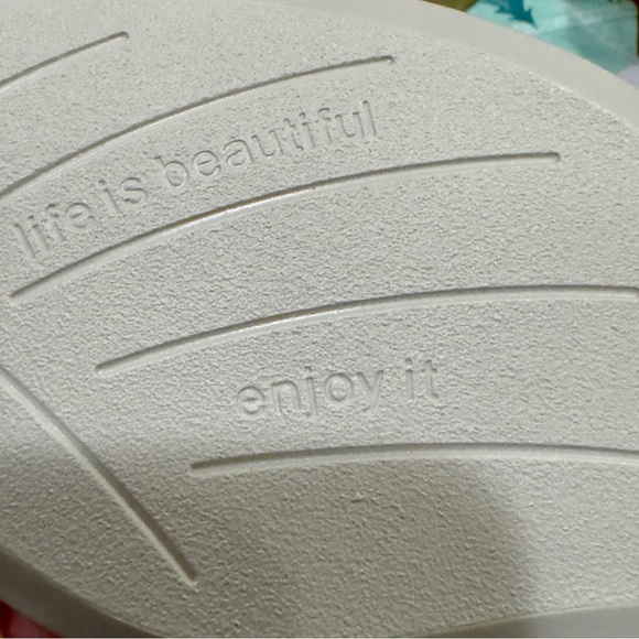 SAS Women's Maui wheat size 10 flats brand new with box;tri-pad comfort - Picture 10 of 13